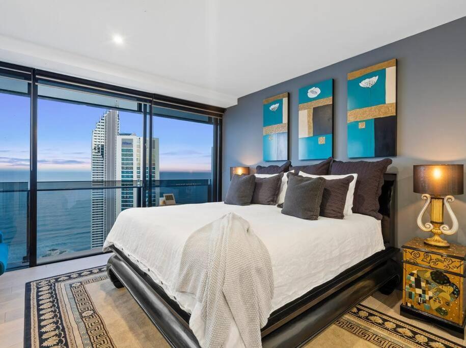 Exclusive Circle On Cavil Sub-Penthouse Luxury Apt - Hosted By Coastal Letting Gold Coast Dış mekan fotoğraf